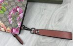 Gucci Women GG Supreme Bloom Floral Clutch Bag In Burgundy Color - Image 4