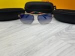 Gucci Men's Women's Blue Lens Gold Metal Square Frame Sunglasses - Image 2