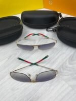 Gucci Men's Women's Blue Lens Gold Metal Square Frame Sunglasses - Image 4
