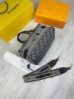 Christian Dior Oblique Embroidery Travel Bag With Additional Duffle Bag With Zipper - Image 4