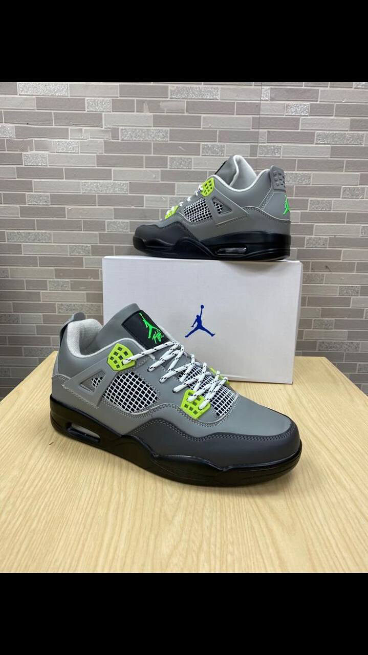 3571383783.jpg Nike Men's Air Jordan 4 SE 95 Neon Trainers - Image 1