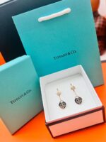 Tiffany & Co. Gold Plating Fashionable Earing