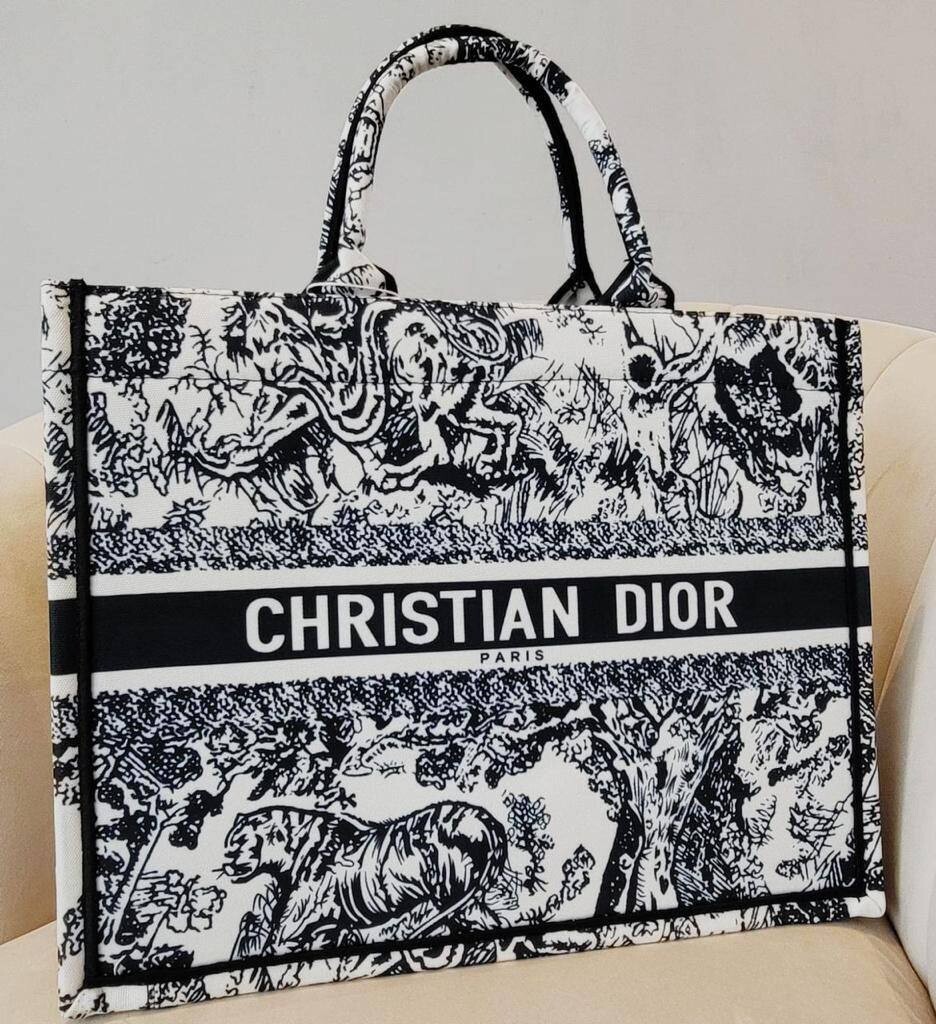 3638971975.jpg Christian Large Dior Book Tote Bag Tigers Graphics Embroidery M1286ZTDT_M34 - Image 1