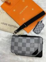 Louis Vuitton Men LV Trio Triple Crossbody Messenger Leather Pouch Bag - Image 6