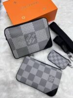 Louis Vuitton Men LV Trio Triple Crossbody Messenger Leather Pouch Bag - Image 5