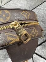 Louis Vuitton Men's Crossbody Sling Chest Bag - Image 4