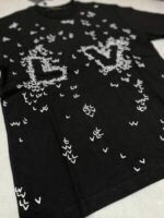 Louis Vuitton Men's Women's LV Spread Embroidery T-shirt - Image 5