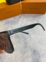 Louis Vuitton Men's Women's Square Plastic Frame Sunglasses - Image 5