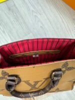 LV Bag in Brown Colors - Image 5