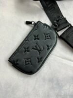 Louis Vuitton Men's Trio Messenger Bag - Image 6