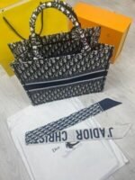 Christian Dior Oblique Embroidery Travel Bag With Additional Dust Bag Duffle Bag - Image 4