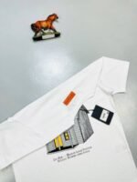 Louis Vuitton Men's Women's Home Vintage Design T-shirt - Image 5