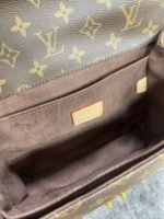 Louis Vuitton LV Women's Leather Crossbody Bag - Image 5