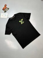 Louis Vuitton LV Men's Women's T-shirts - Image 3