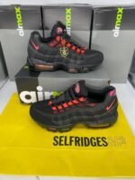 Nike Air Max 95 Black Laser Crimson Anthracite Trainers - Image 2