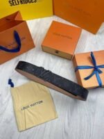 Louis Vuitton Men's Women's LV Graphite Belt - Image 2