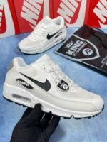 Nike Air Max 90 Trainers White Black For Men's - Image 2