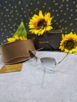 Gucci Men's Women's Blue Gradient Sunglasses - Image 2