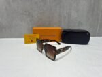 Louis Vuitton Men's Women's LV Square Frame Sunglasses - Image 2