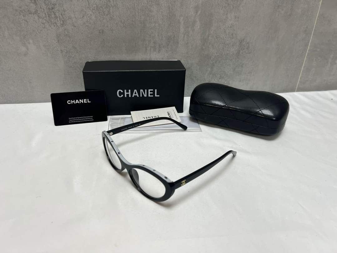 4477498510.jpg Chanel Lunettes Black Cat Eye Frame Sunglasses Sale UK - Image 1