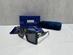Gucci Men's Women's Black Square Frame Logo Sunglasses - Image 2