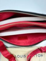 Louis Vuitton Women's LV Coussin MM Leather Shoulder Bag - Image 5