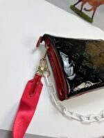 Louis Vuitton Women's LV Coussin MM Leather Shoulder Bag - Image 6