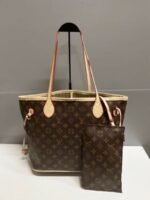 Louis Vuitton Women's MM Neverfull Tote Bag - Image 2
