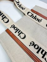 CHLOE Woody branded linen shoulder bag - Image 4