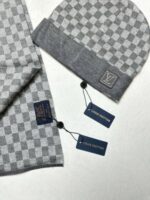 LV women winter hat scarf set luxury