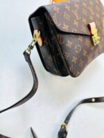 Louis Vuitton Women's Pochette Metis LV Monogram Shoulder Bag - Image 6