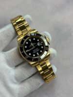 Rolex Submariner Date 116618LB With Golden Chain Strap Watch