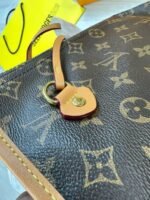 Louis Vuitton LV Women's Damier Neverfull MM Canvas Tote Bag - Image 5