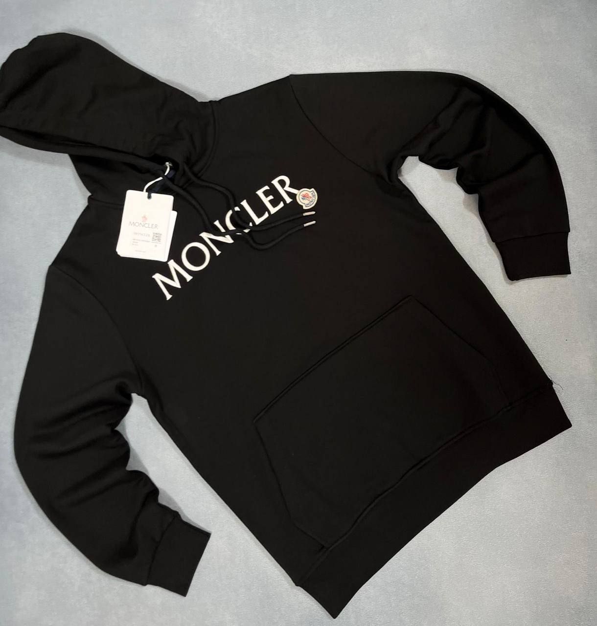 4626640856.jpg Moncler Logo-Embroidered Drawstring Hoodie For Men's in Black Color - Image 1