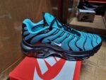 Nike Air Max Plus Blue Gradient Trainers For Men's - Image 2