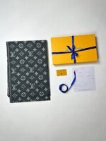 Louis Vuitton LV Monogram Women's Two Tone Logo Cashmere Scarf
