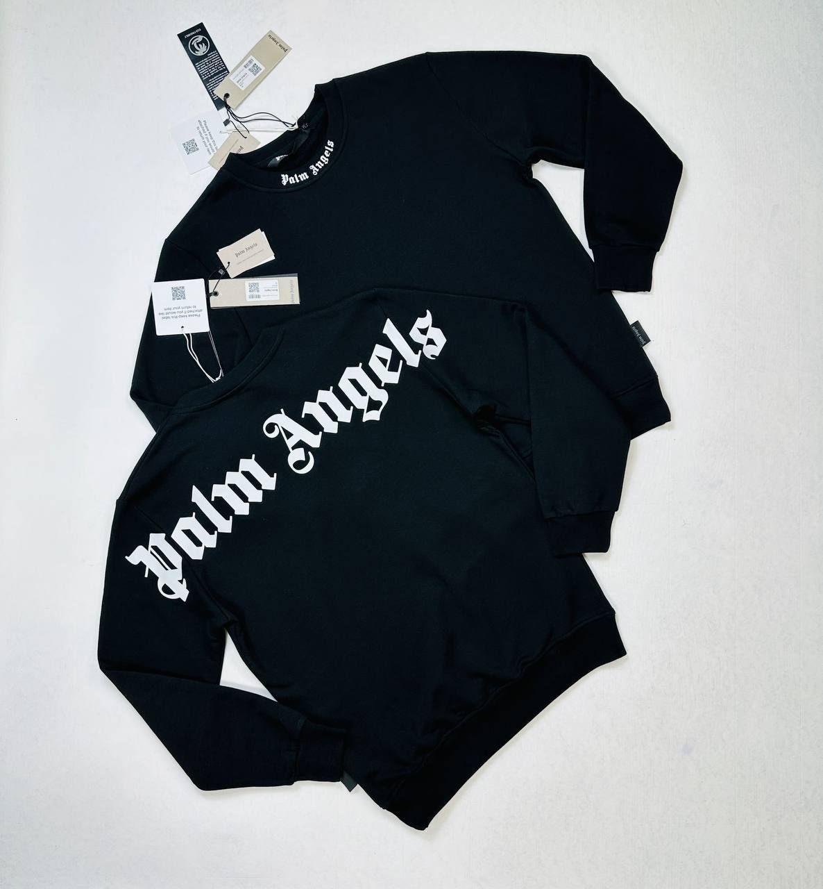 4685355134.jpg Palm Angels Curved Logo Knitwear Jumpers - Image 1