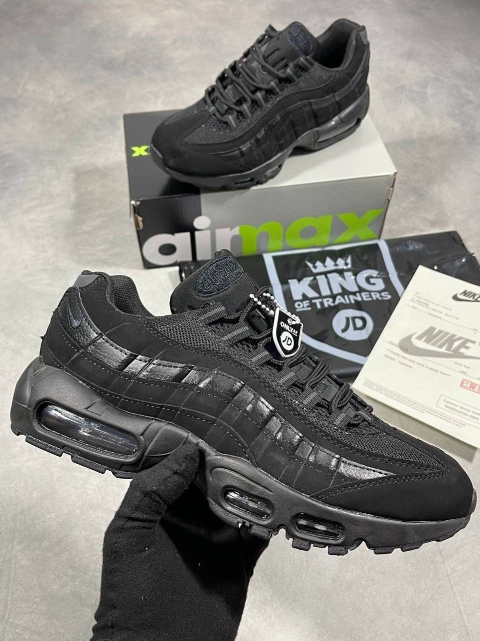 4719291102.jpg Nike Air Max 95 Essential Triple Black Men Anthracite Trainers - Image 1