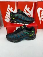 Nike Air Max Plus Drift Black Volt Trainers For Men's