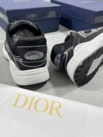 DIOR B30 Black Mesh and Technical Fabric Trainers For Men's - Image 4