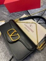 Valentino VLogo Signature Foldover Top Shoulder Bag For Women's - Image 6