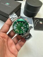 TAG Heuer Aquaracer Calibre 5 Silver Stainless Steel Green Dial Automatic Men's Watch