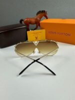 Louis Vuitton Men's Women's LV Metal Frame Sunglasses - Image 4