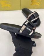 Burberry Vintage Check Print Buckled Sliders For Men's - Image 6