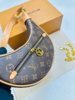 LOUIS VUITTON LOOP BAG MONOGRAM For Women's in Brown Color - Image 3