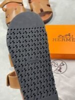 Hermes Chypre Sliders in Brown Color For Men's - Image 5