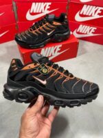 Nike Air Max Plus Dark Obsidian Monarch Trainers For Men's - Image 2