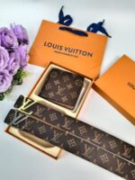 Louis Vuitton Wallets & Belts Sets For Men's in Brown Color with 2 Different Buckle Colors - Image 2