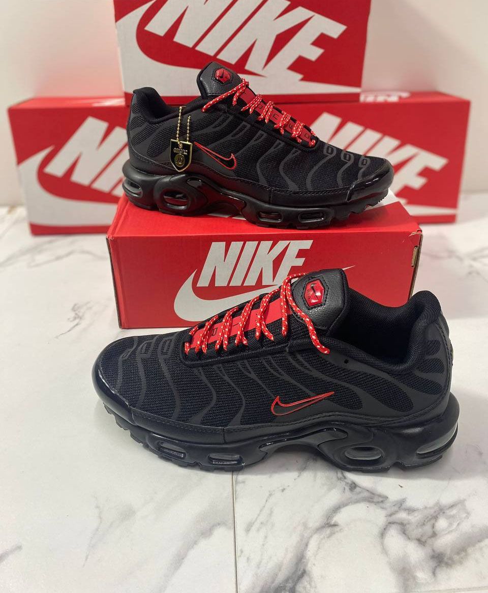 5023258221.jpg NIKE AIR MAX PLUS TN BLACK/RED REFLECTIVE Trainers For Men's - Image 1