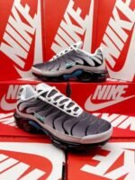 Nike Air Max Plus TN One Block Down Men's Trainers - Image 2